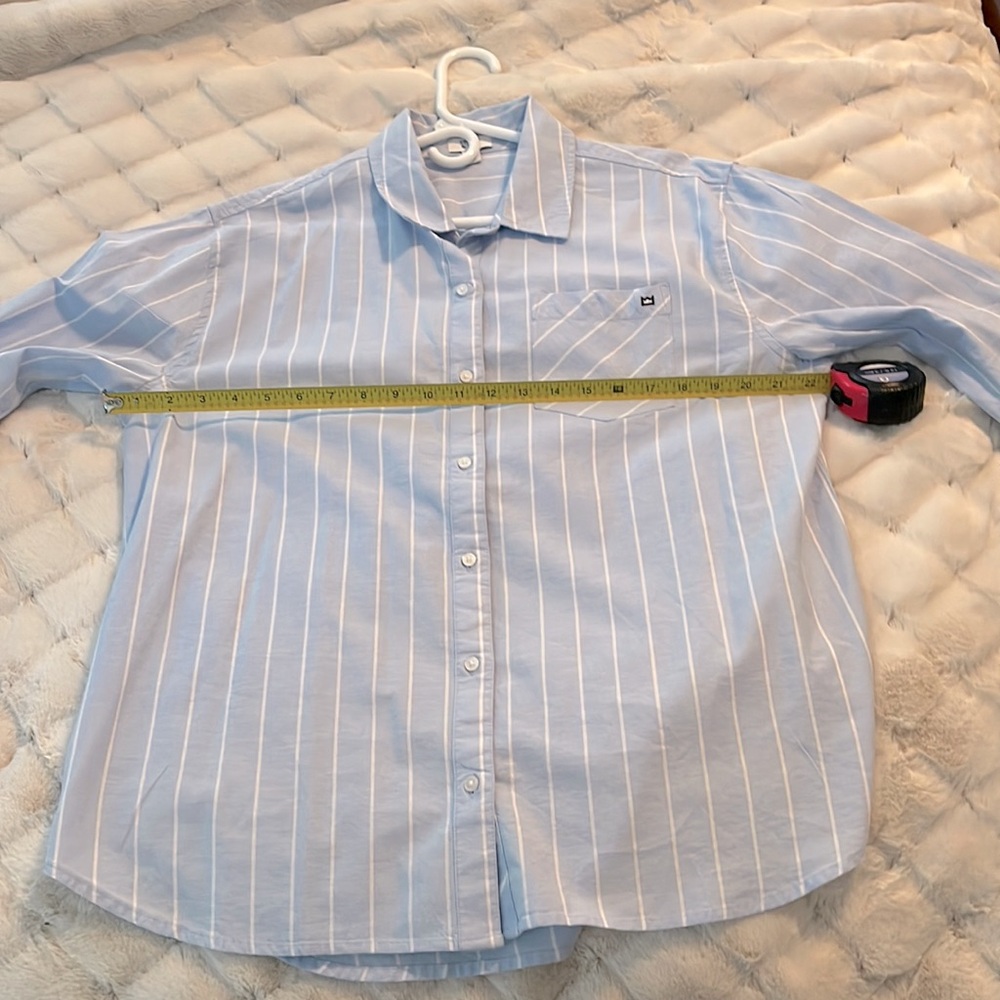 Crown and Ivy button up shirt
